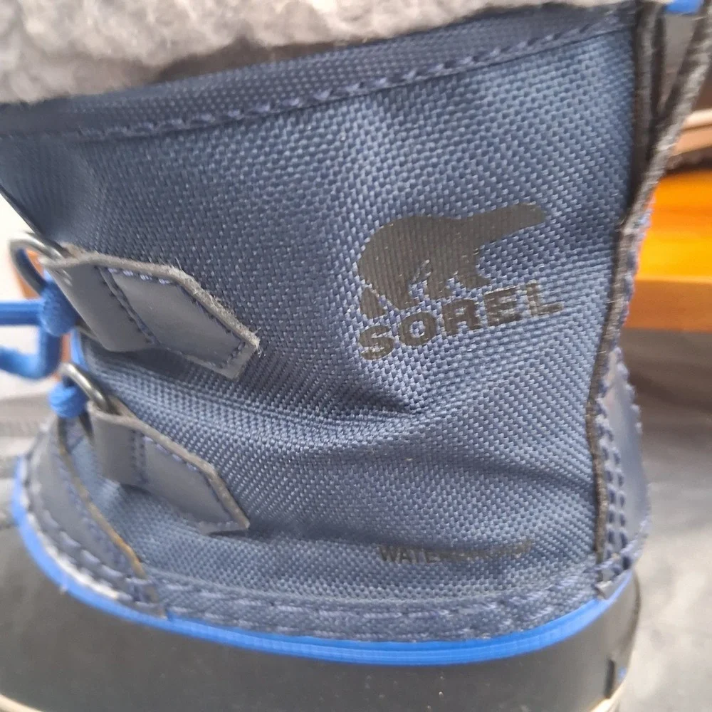 Sorel Kids Waterproof Snow Boots Blue Fur Lined‎ Winter Warm Size 9 Toddler